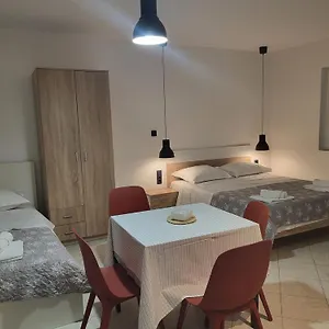 Apartment Batkoski, Pag Town